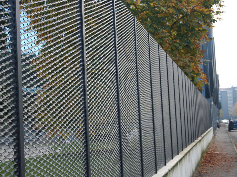 security fence (6).jpg