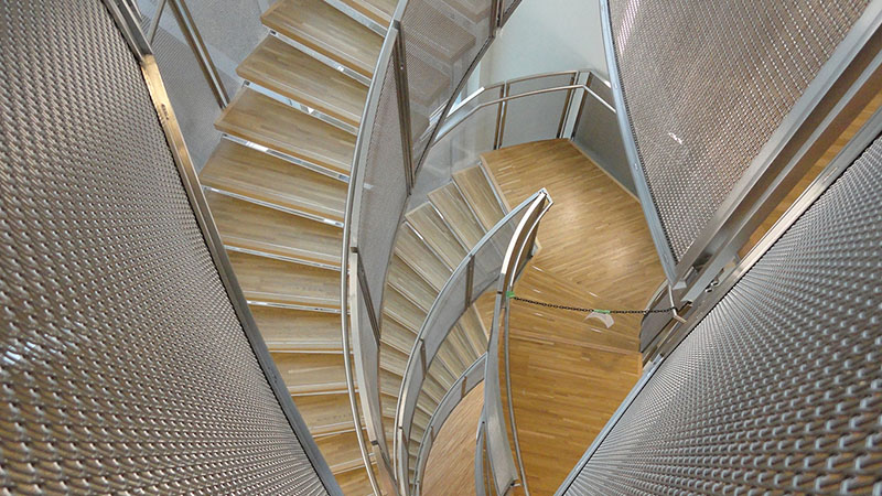architectural-wire-mesh-handrail (1).jpg